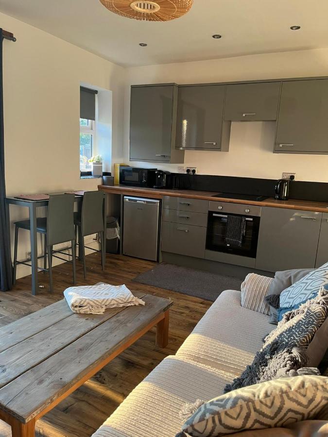 Liversedge Park View Cottage מראה חיצוני תמונה