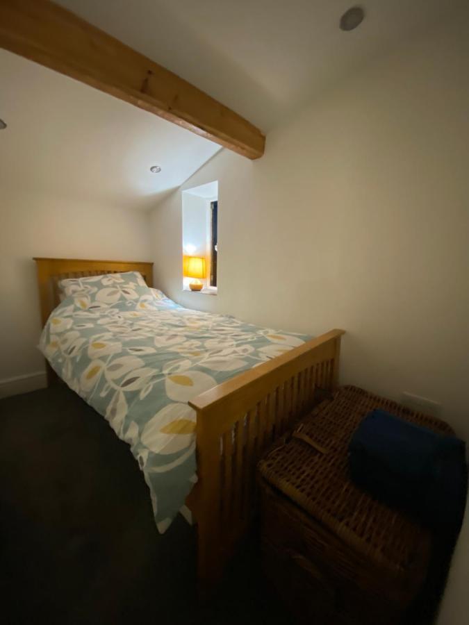 Liversedge Park View Cottage מראה חיצוני תמונה