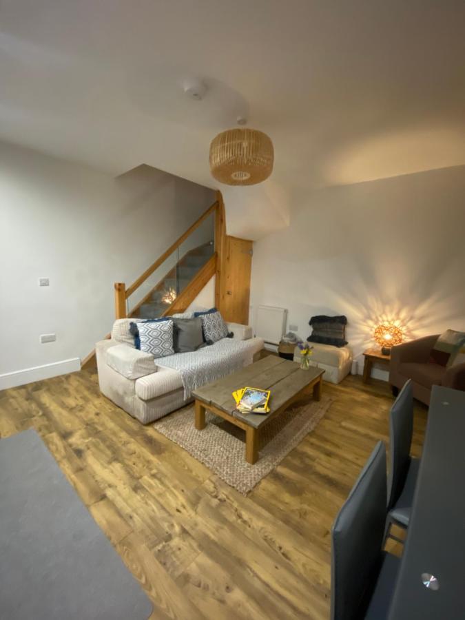 Liversedge Park View Cottage מראה חיצוני תמונה